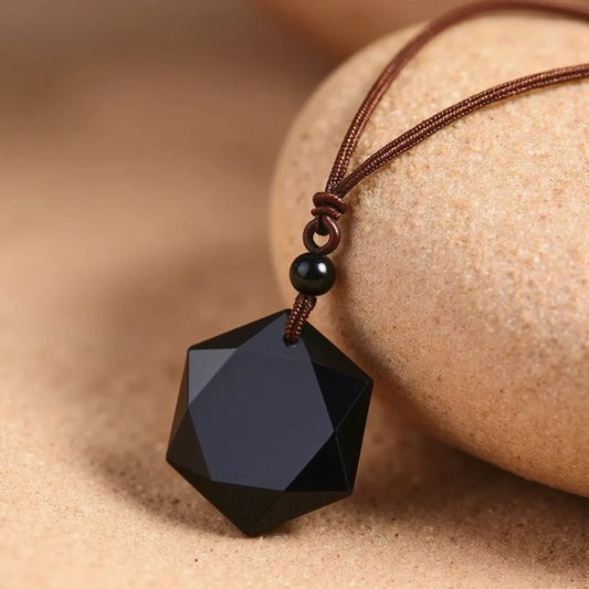Wisiorek "Gwiazda" z Czarnego Obsidianu
