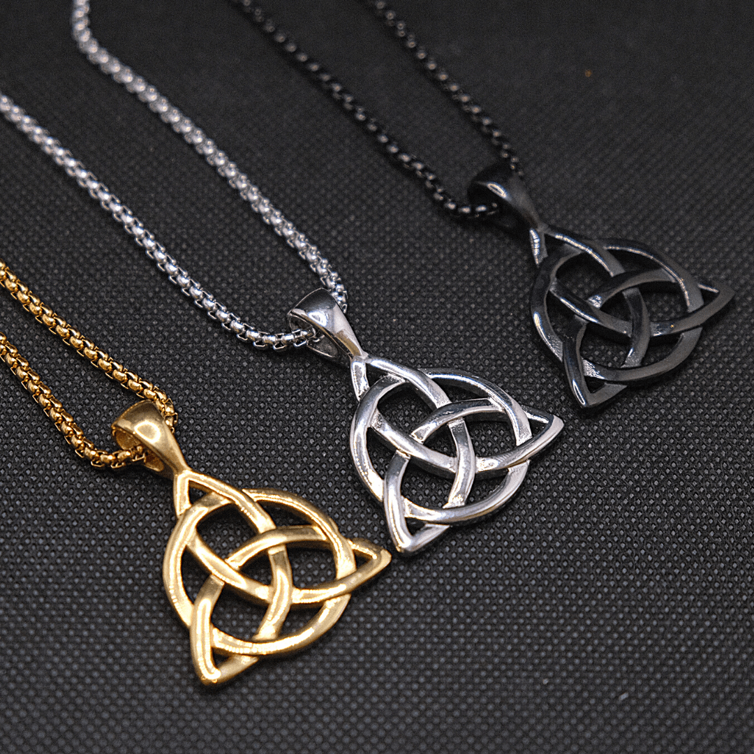 Naszyjnik „Triquetra” ze stali nierdzewnej