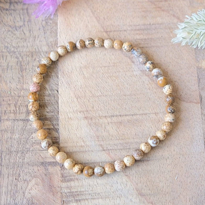 Bransoletka z Naturalnych Kamieni 4 mm – Elegancja w Każdym Detalu
